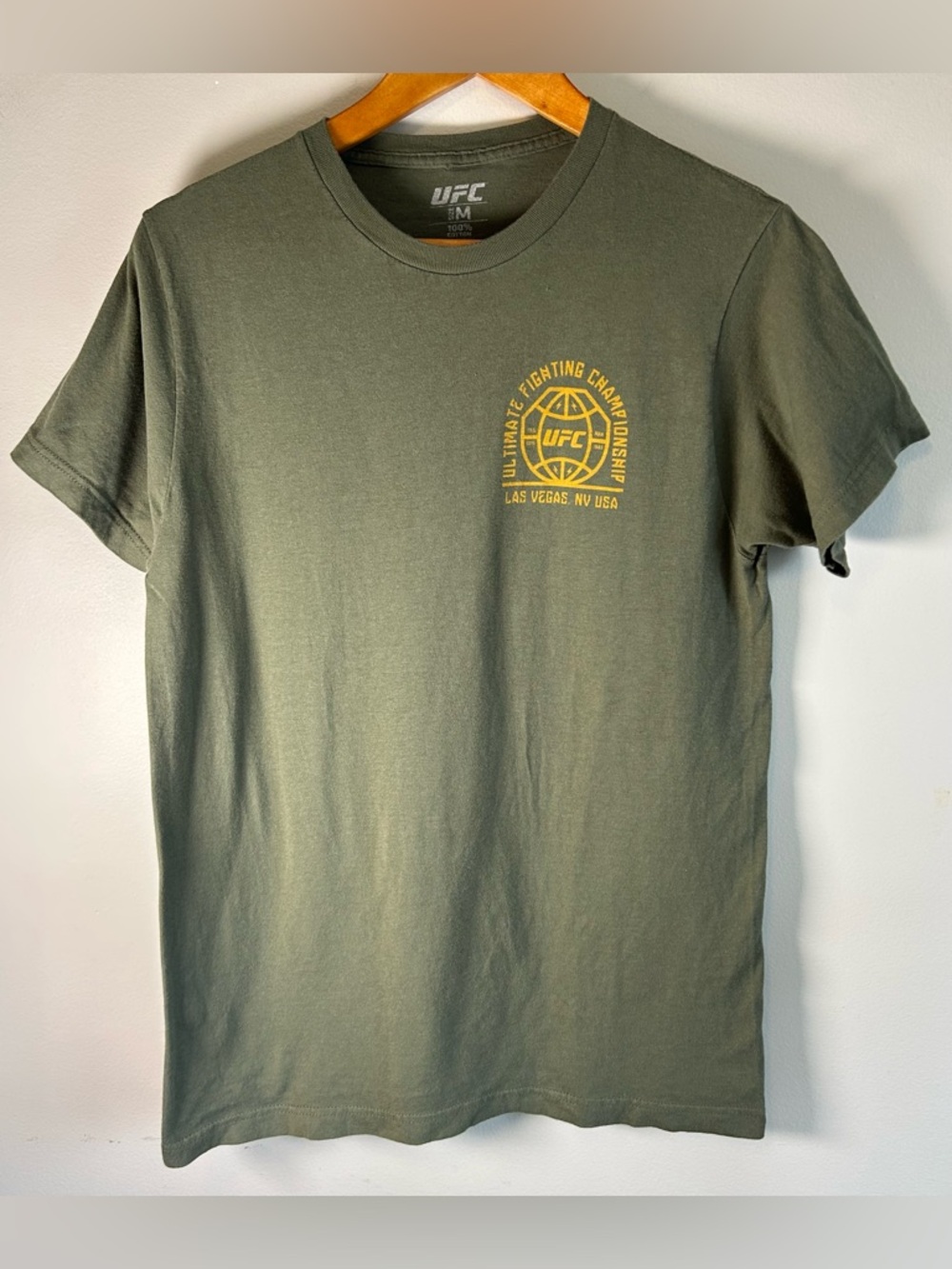 UFC Octagon Globe Tee Men’s T-shirt M Las Vegas Two Sided Graphics Olive Green